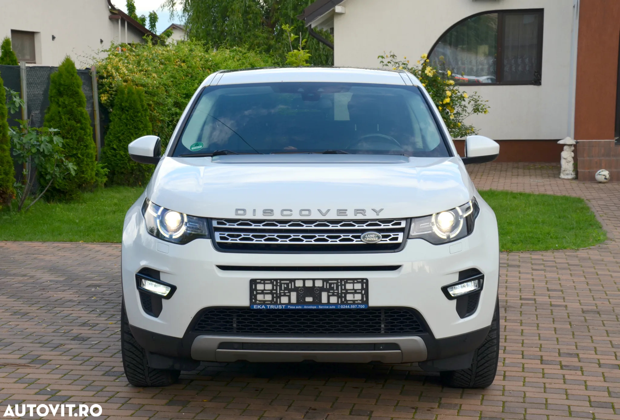 Land Rover Discovery Sport 2.0 l TD4 HSE Luxury Aut. - 2