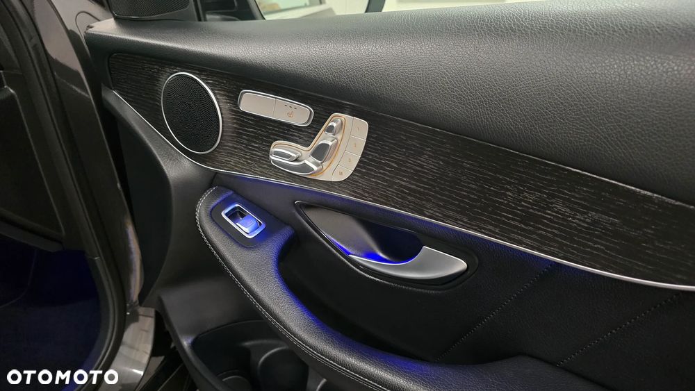 Mercedes-Benz GLC 300 de 4Matic 9G-TRONIC AMG Line - 18