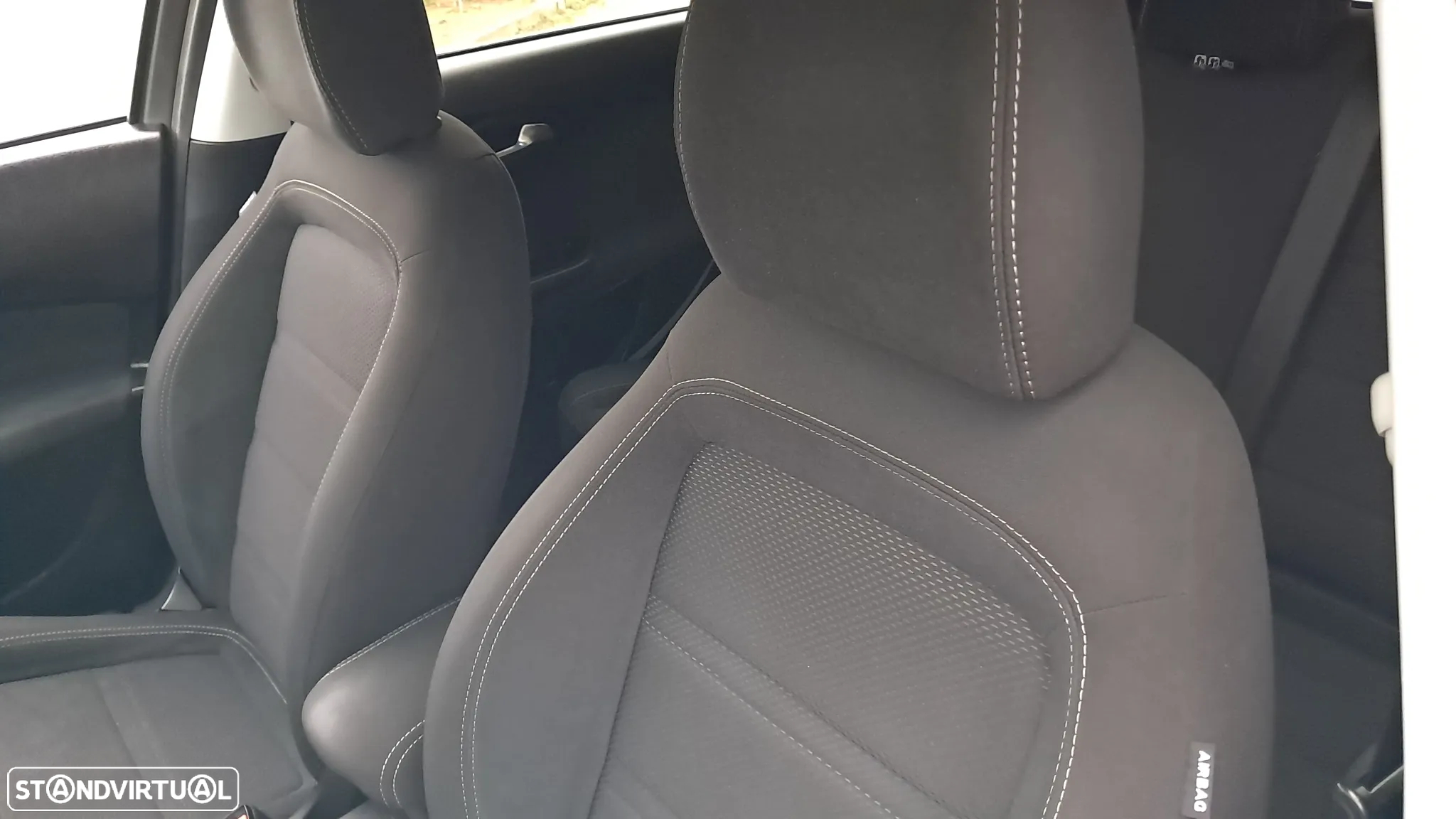 Fiat Tipo Station Wagon 1.3 M-Jet Lounge - 32