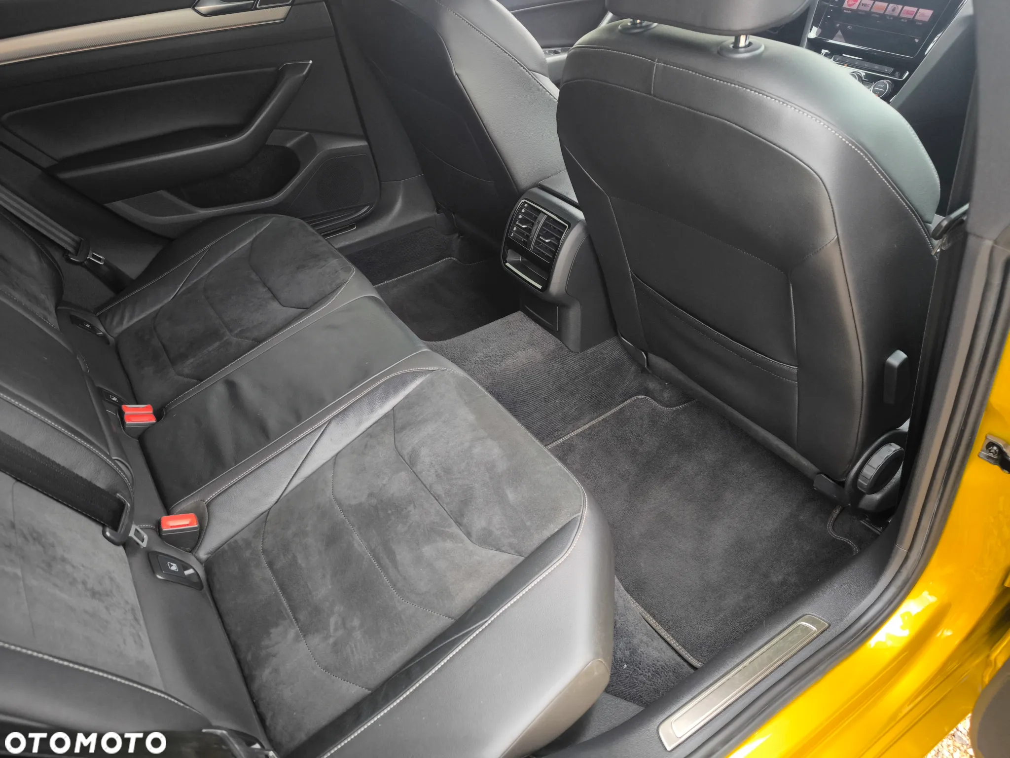 Volkswagen Arteon 2.0 TDI Bi-Turbo SCR 4Mot R-Line DSG - 10