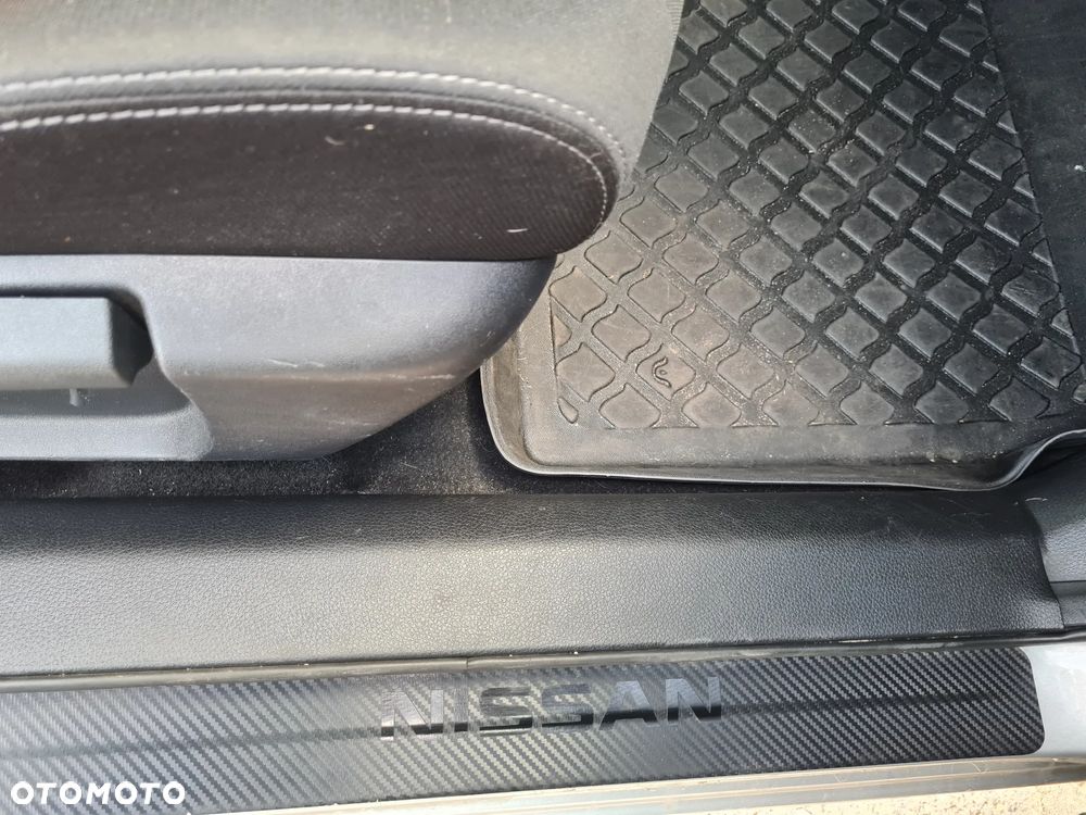 Nissan Qashqai 1.3 DIG-T Acenta - 26
