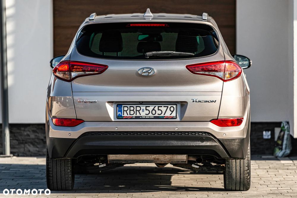 Hyundai Tucson blue 1.7 CRDi 2WD Style - 17