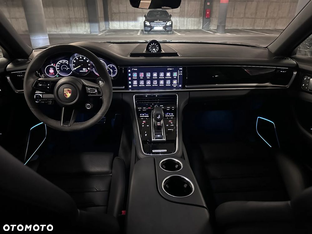 Porsche Panamera - 20