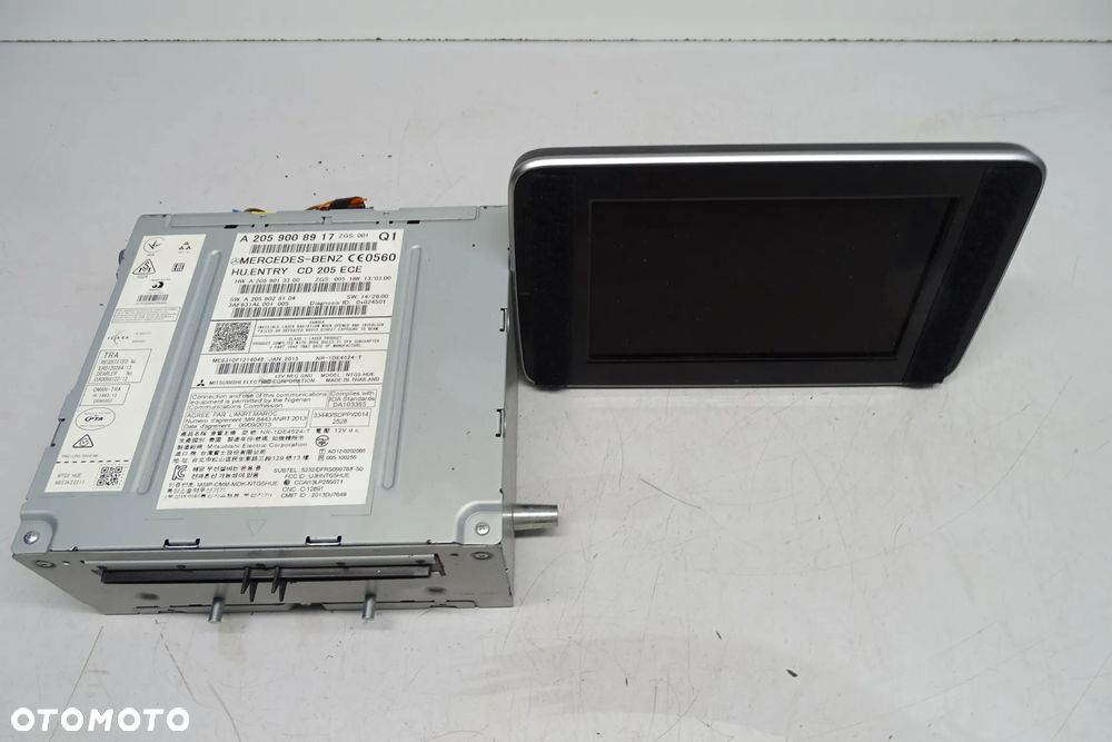 Mercedes W205 radio nawigacja COMAND czytnik navi wyświetlacz monitor  A2059008917 - 1