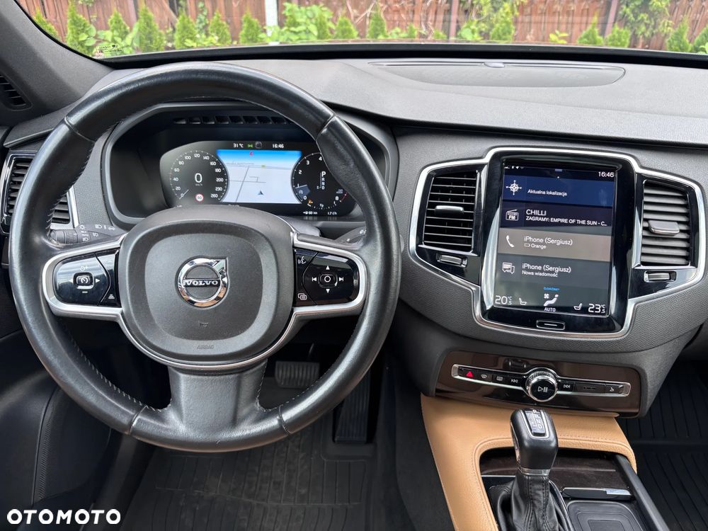Volvo XC 90 T6 AWD Geartronic Momentum Pro - 29