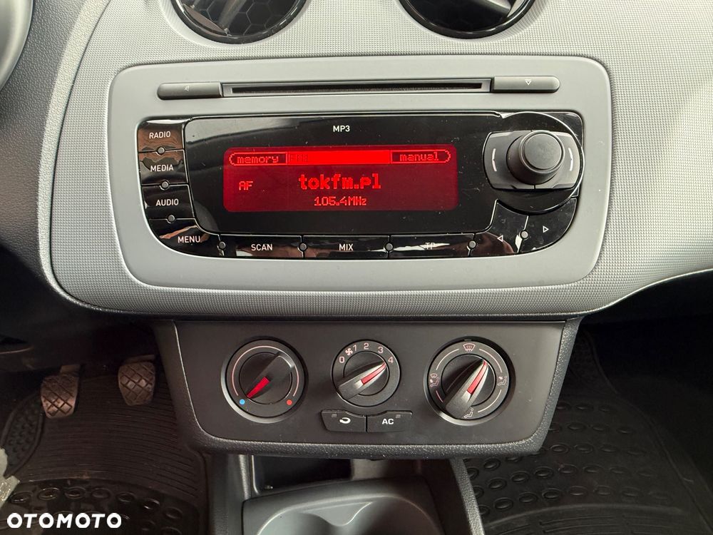 Seat Ibiza 1.2 12V Reference Salsa - 19
