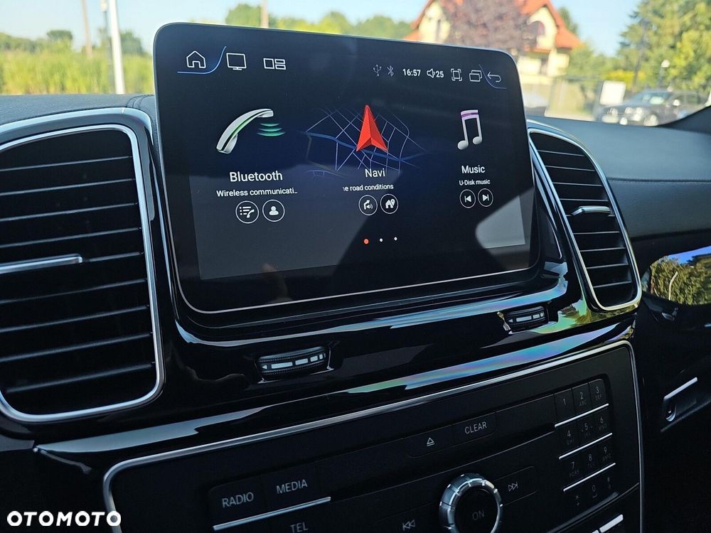 Mercedes-Benz GLE - 25