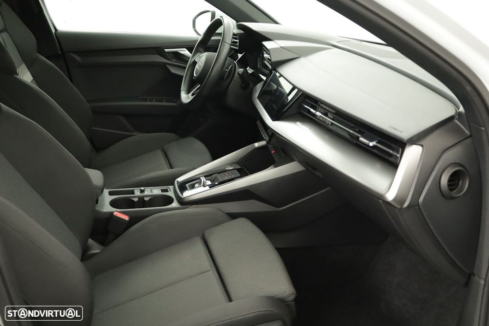 Audi A3 Sportback 45 TFSIe S line - 22