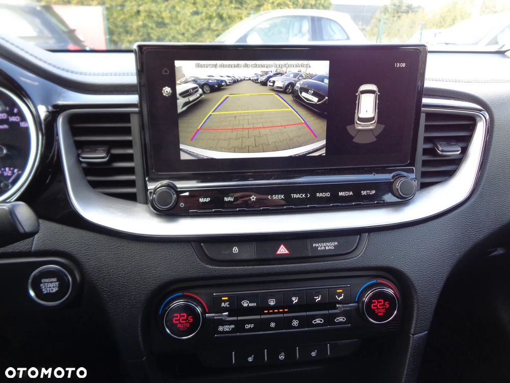 Kia Ceed 1.6 GDI DCT OPF Platinum Edition - 16