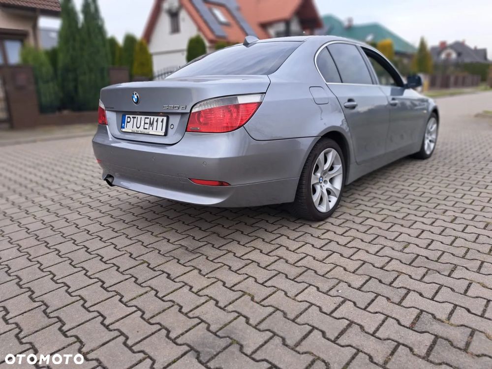 BMW Seria 5 520d - 5