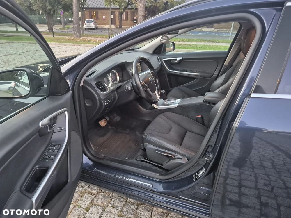 Volvo V60 - 21