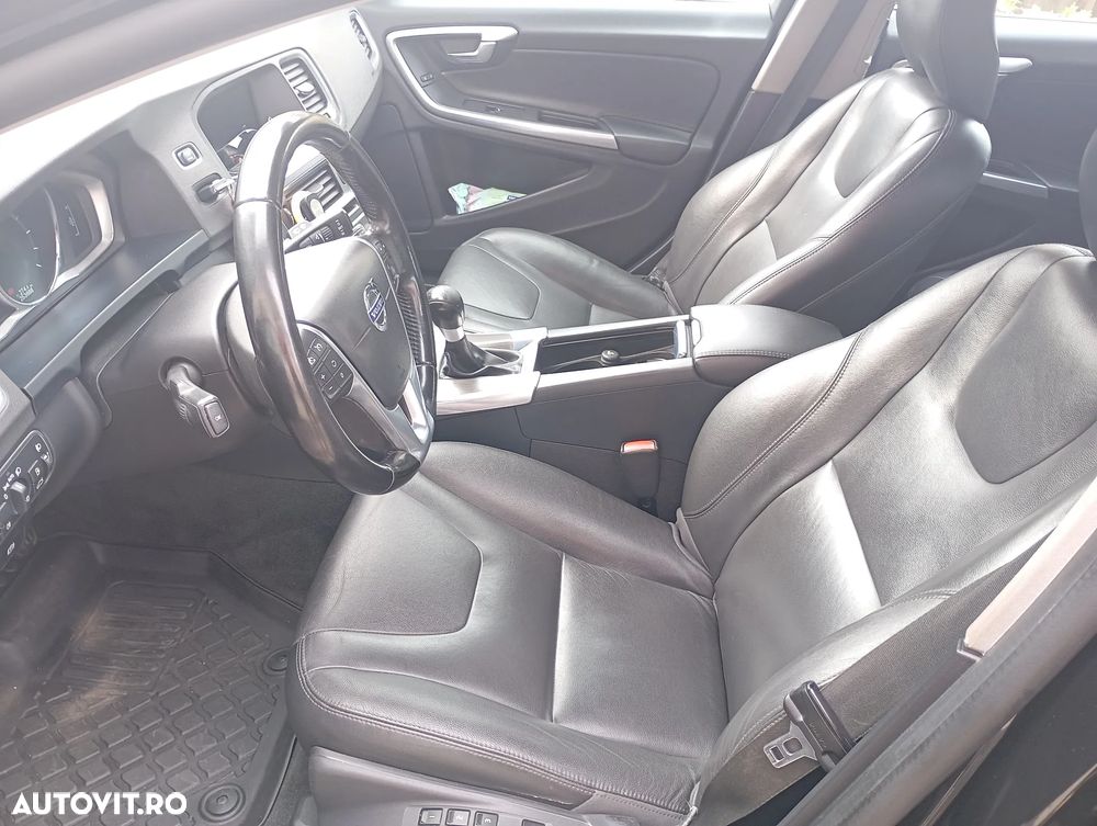 Volvo V60 - 10