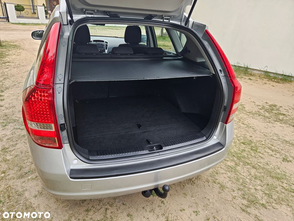 Kia Ceed - 19
