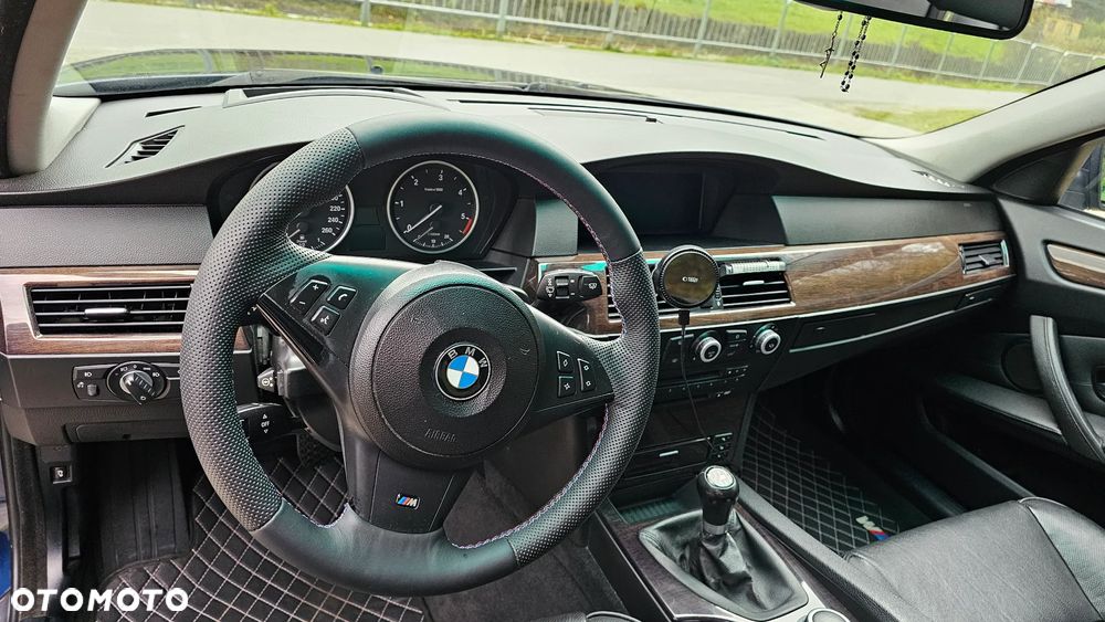 BMW Seria 5 530d - 22