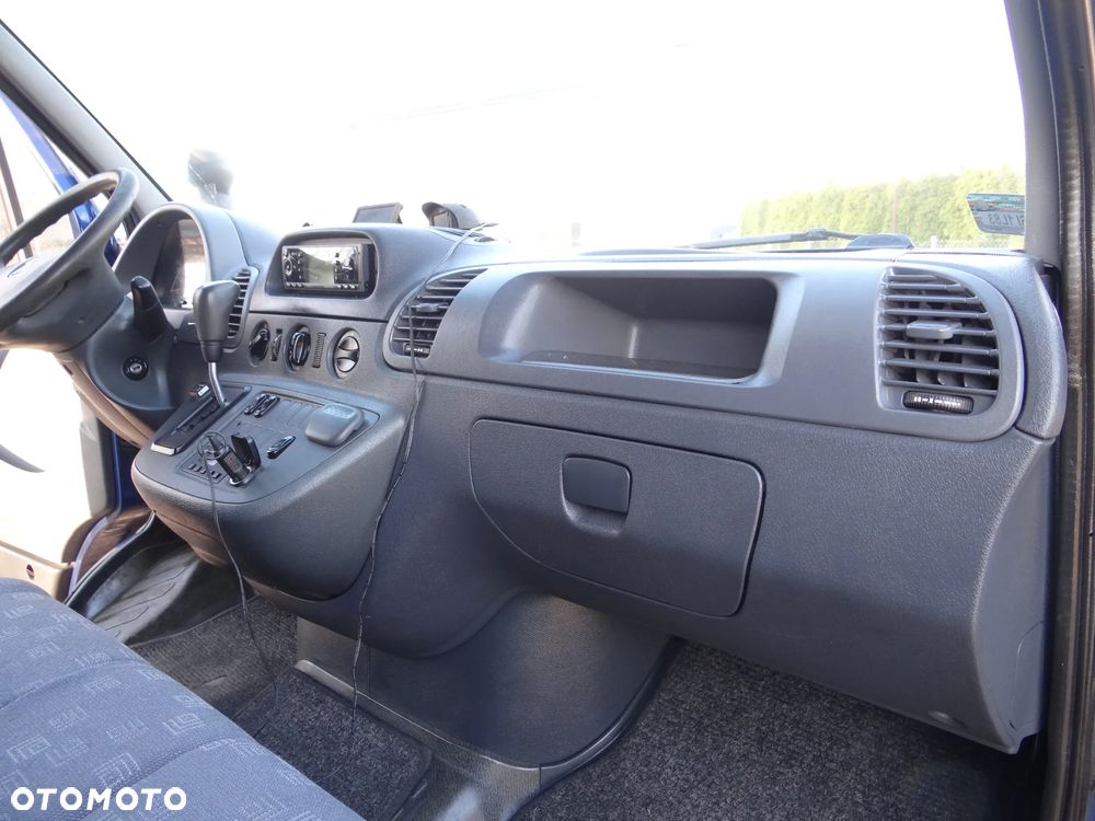 Mercedes-Benz SPRINTER - 17