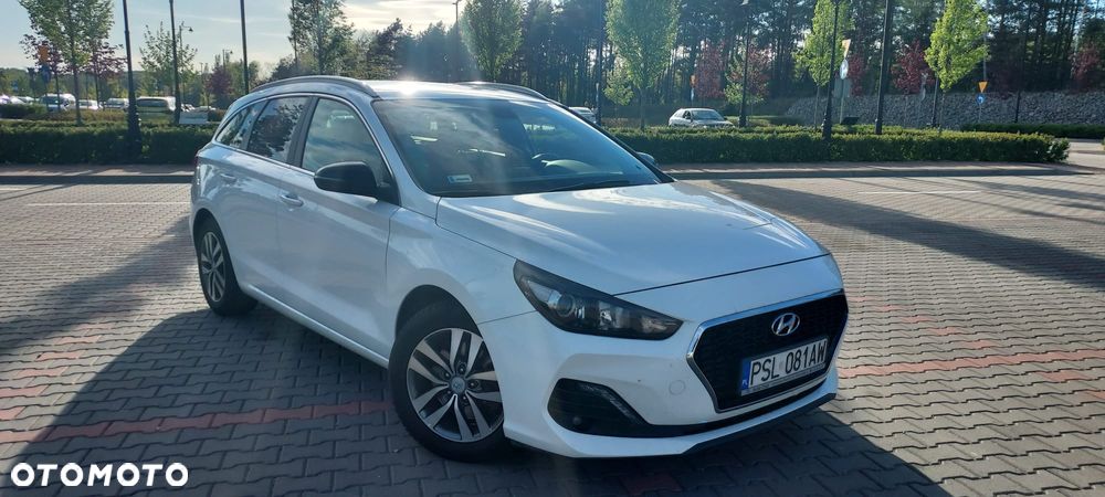 Hyundai i30 1.6 D Comfort DCT - 2