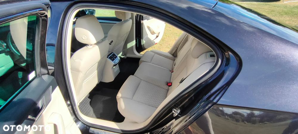 Skoda Superb 2.0 TDI Style DSG - 6