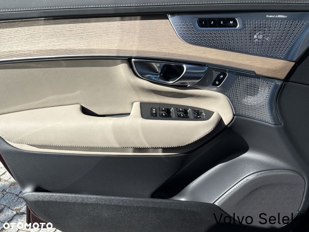 Volvo XC 90 - 21