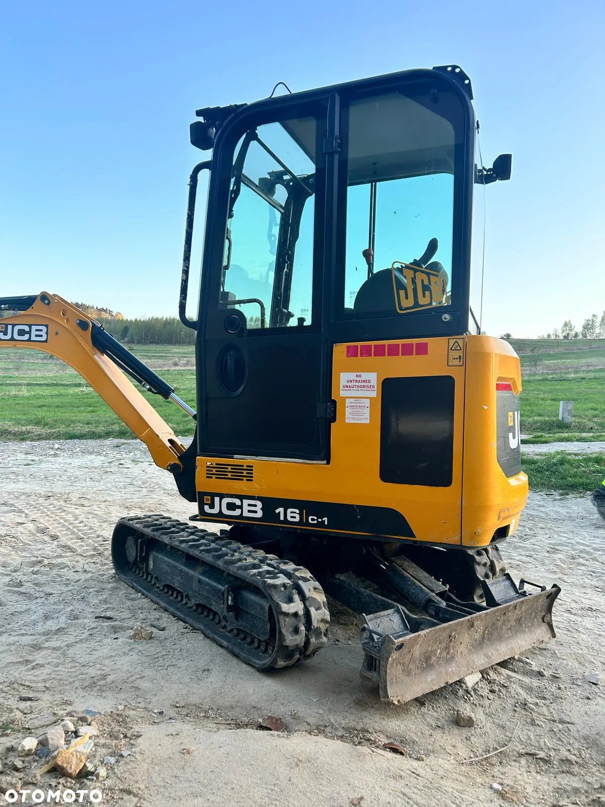 JCB 16C-1 - 4