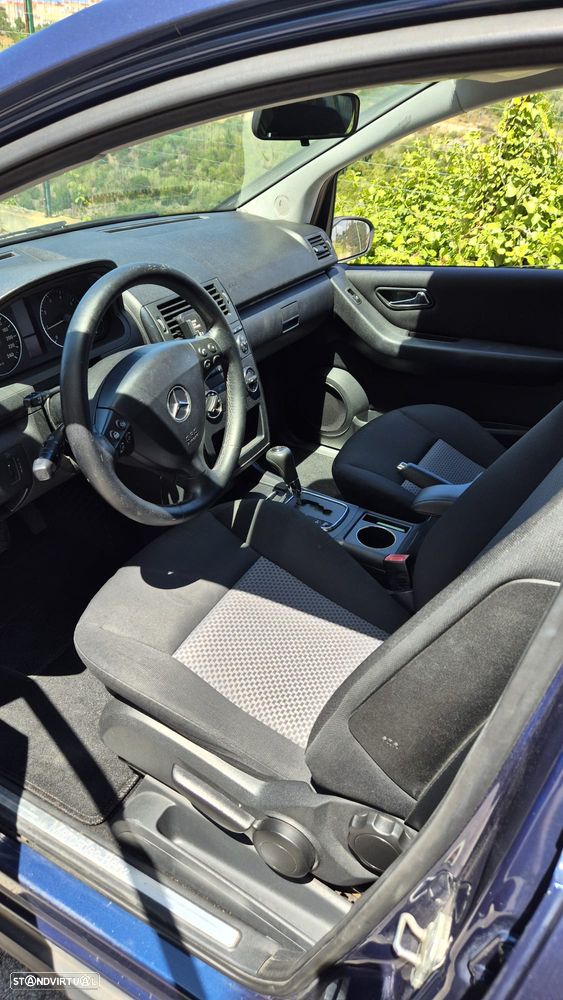 Mercedes-Benz A 150 Classic Automatic - 7