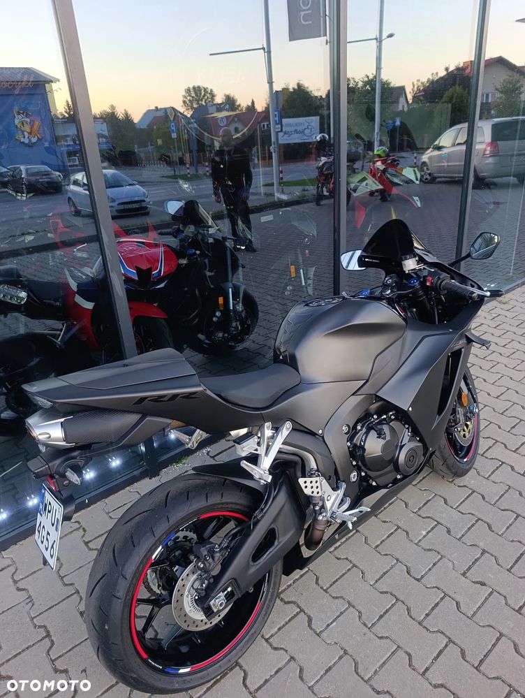 Honda CBR - 18