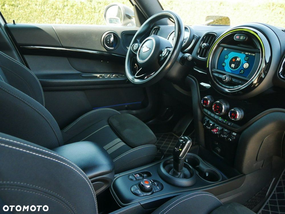 MINI Countryman Cooper D John Cooper Works Trim - 26