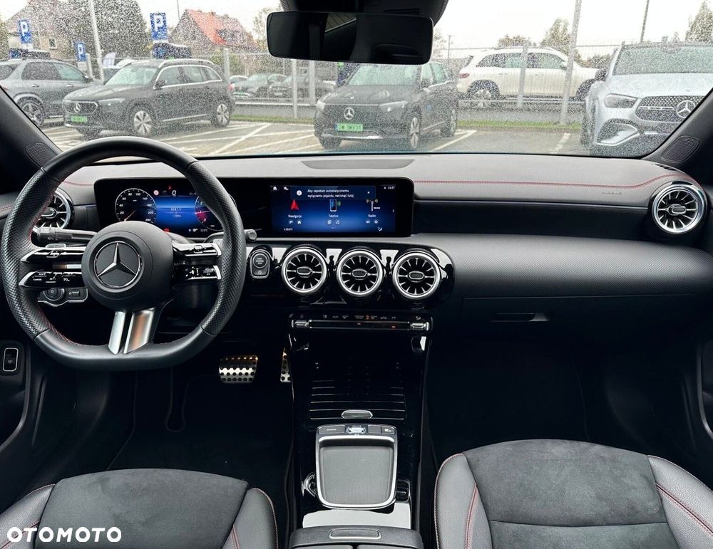 Mercedes-Benz CLA - 7