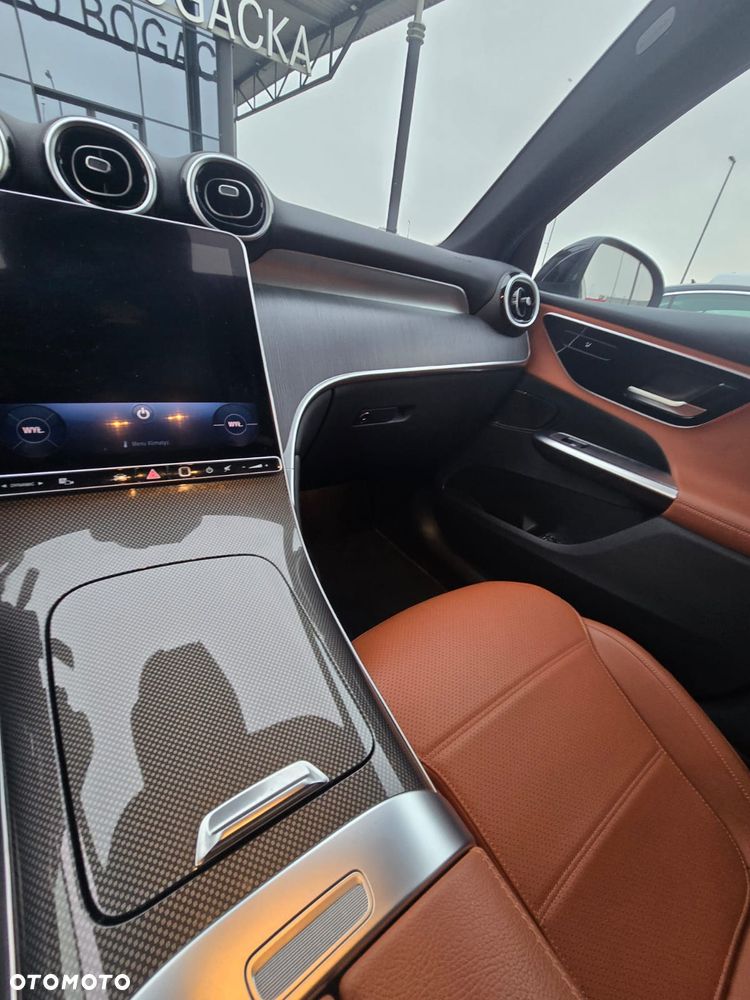 Mercedes-Benz GLC 220 d mHEV 4-Matic AMG Line - 10
