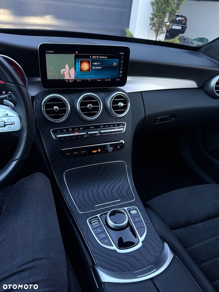 Mercedes-Benz Klasa C 300 d 9G-TRONIC AMG Line - 23