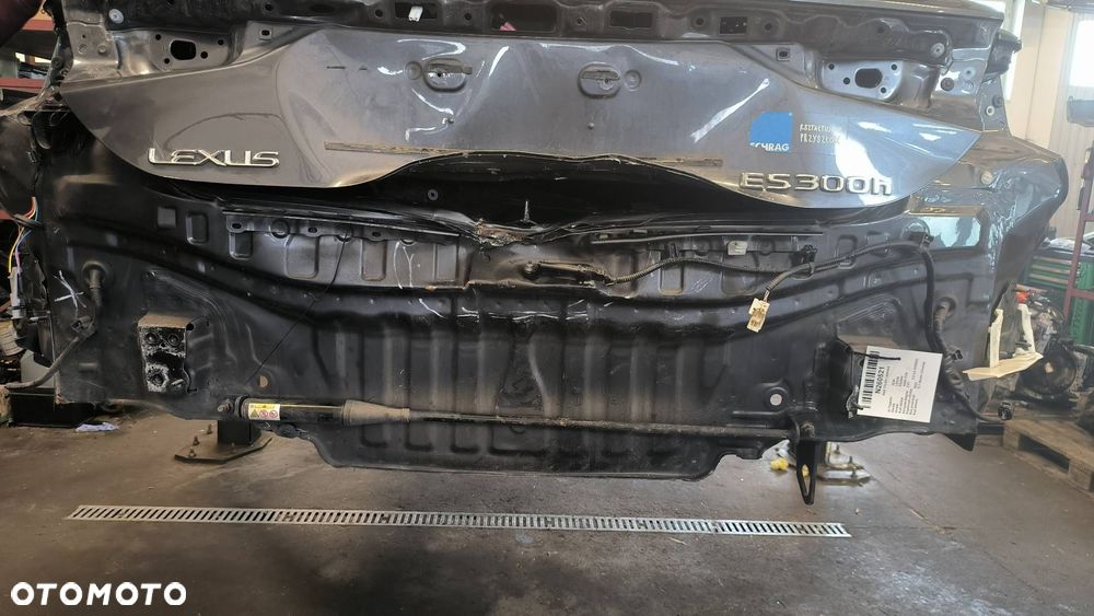 PAS TYLNY / WANNA LEXUS ES300H 1L1 - 1