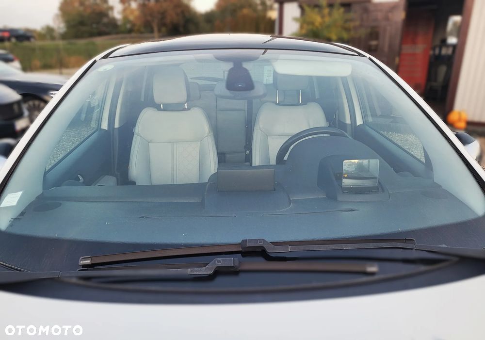 Peugeot 3008 - 21