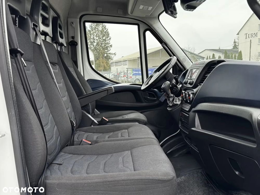 Iveco 72C18 70C18 Kontener Napojówka Otwierane Boki Niski przebieg Hi-Matic 70-180 72-180 - 4