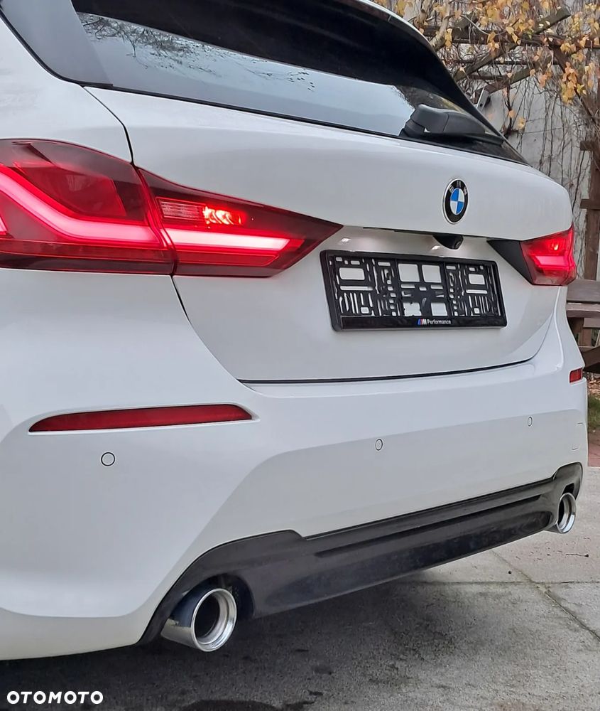 BMW Seria 1 118d ColorVision Edition sport - 14