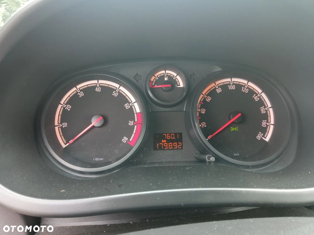 Opel Corsa 1.2 16V Cosmo - 8