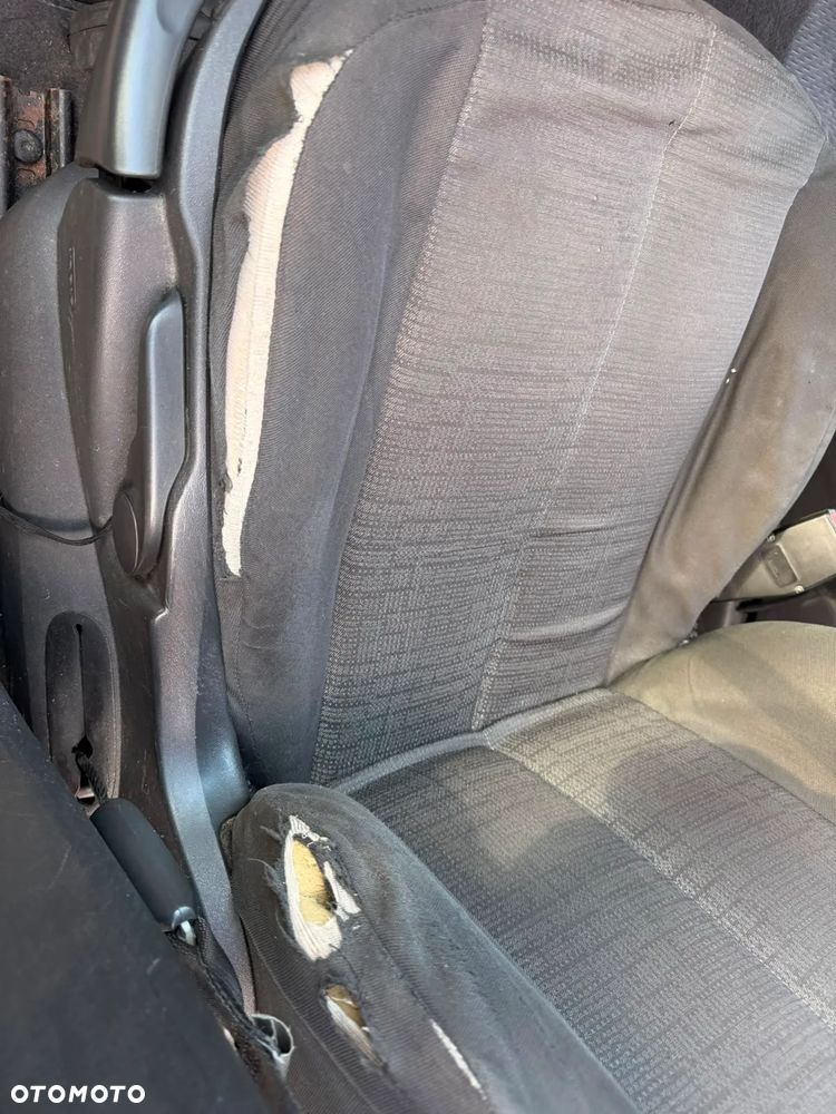 Renault Scenic 1.6 16V Expression - 10