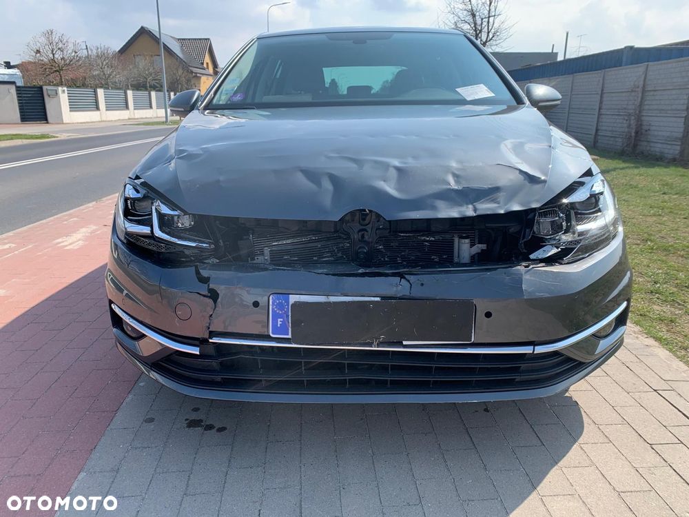 Volkswagen Golf 1.4 TSI BMT Comfortline DSG - 8