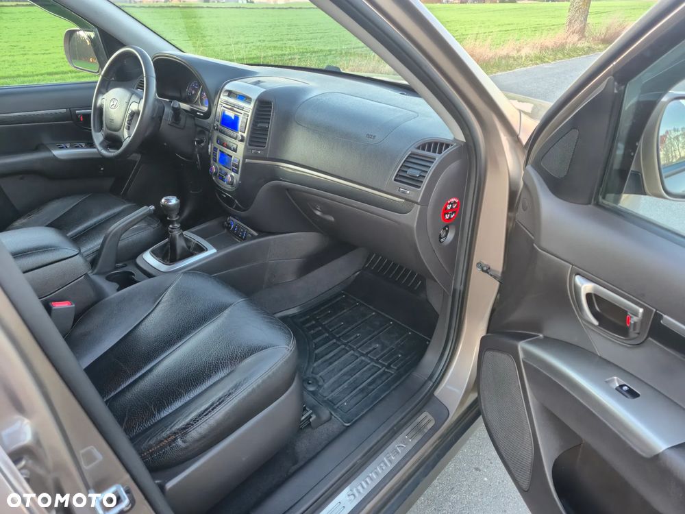 Hyundai Santa Fe - 6