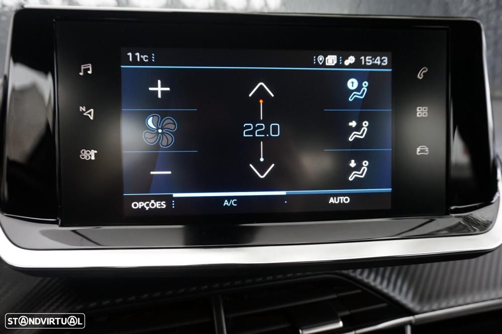 Peugeot 2008 1.2 PureTech Allure - 19