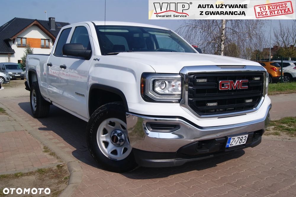 GMC Sierra - 1