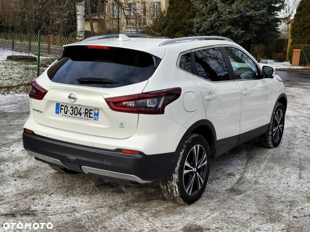 Nissan Qashqai 1.5 dCi TEKNA - 4