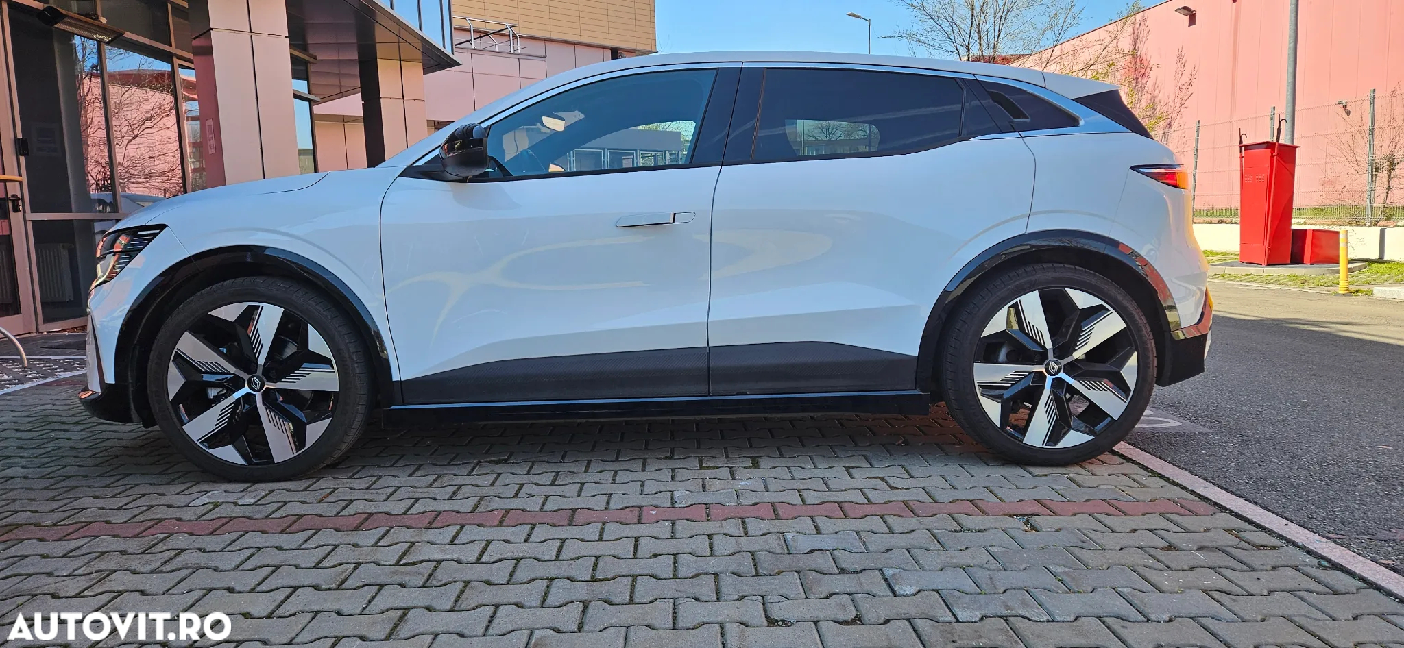 Renault Megane E-TECH EV60 super charge techno - 7