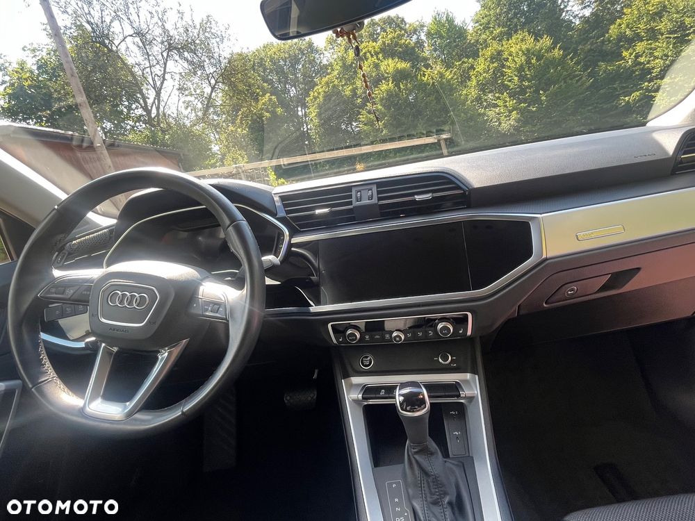 Audi Q3 35 TFSI S tronic - 29