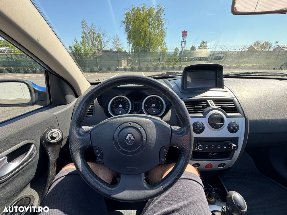 Renault Megane - 12