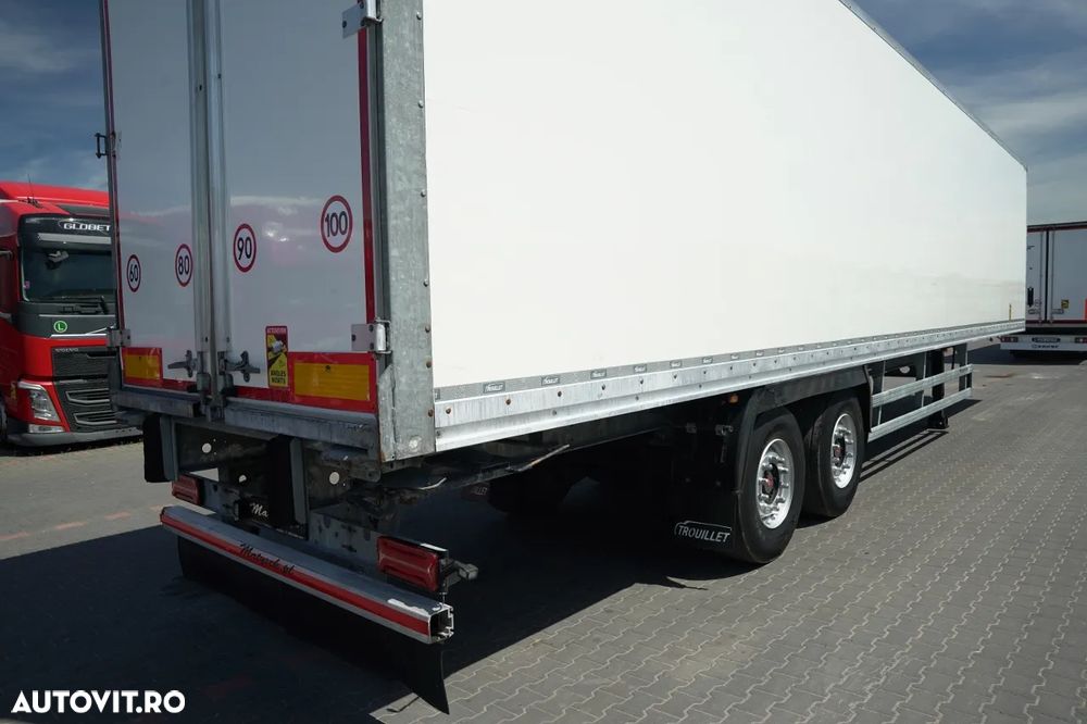 Fruehauf TROUILLET / CONTAINER / COFFER / DOUĂ AXE SAF / PODEA FOARTE REZISTENTĂ: ȘIMBĂTĂ / SAF / 2022 - 13