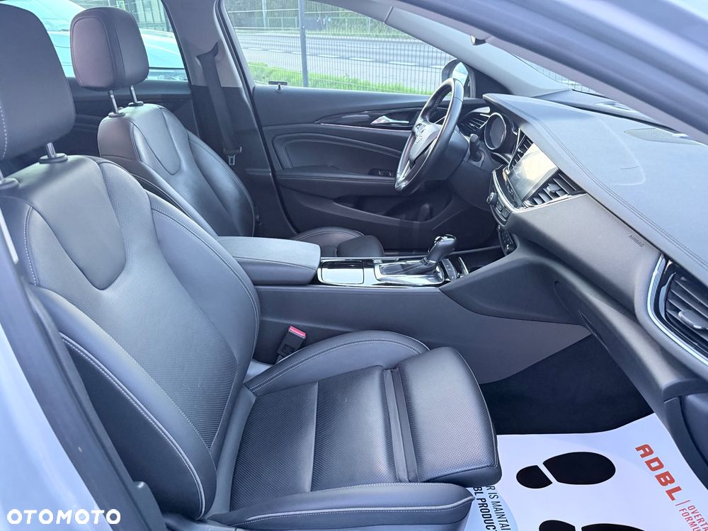 Opel Insignia - 39
