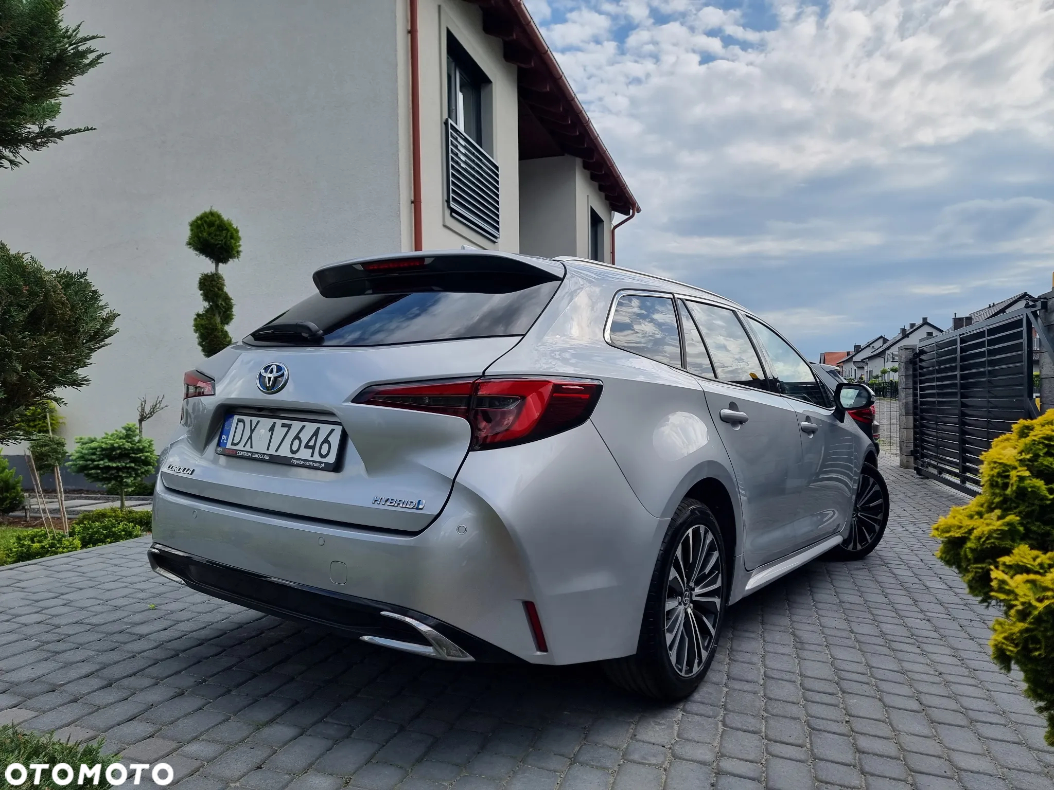 Toyota Corolla 1.8 Hybrid Touring Sports Team Deutschland - 23