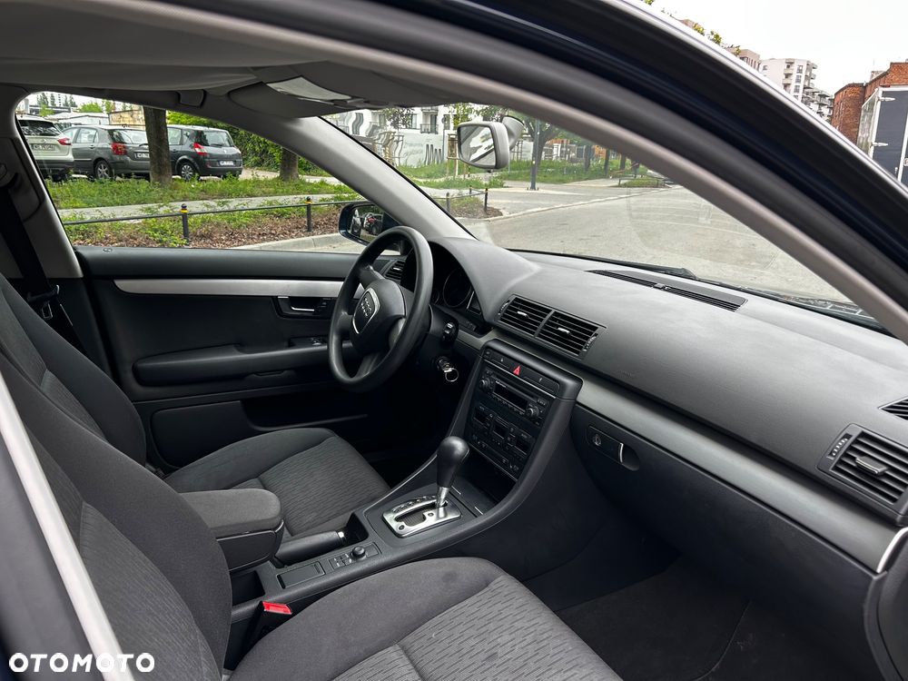 Audi A4 Limousine 2.0 TDI DPF multitronic - 11