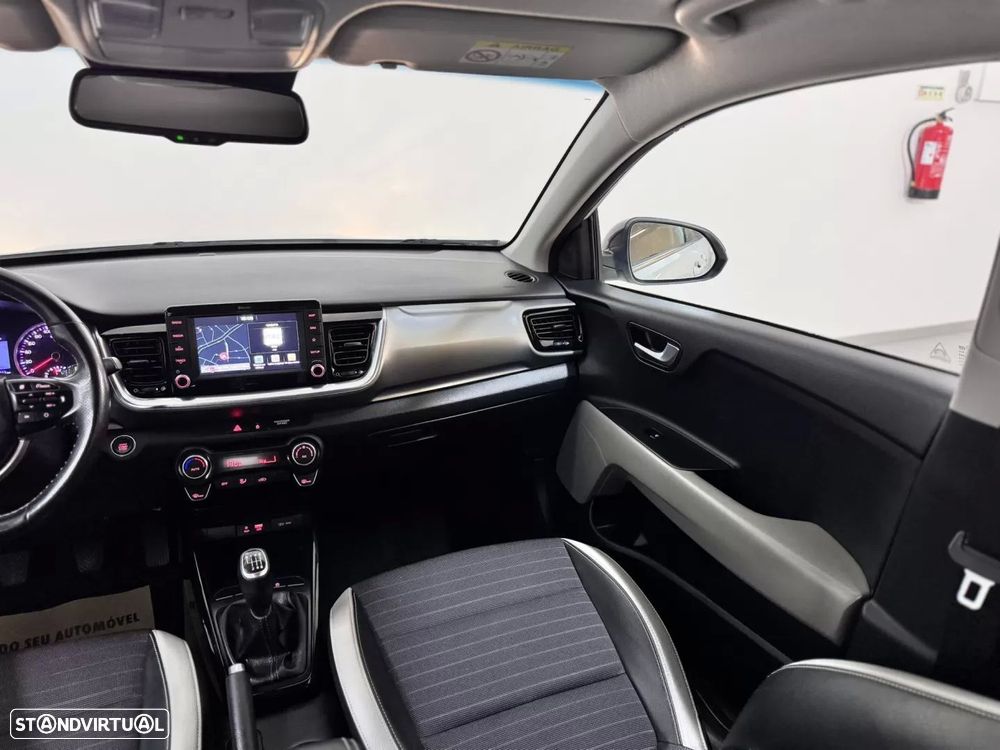 Kia Stonic 1.6 CRDi TX - 31