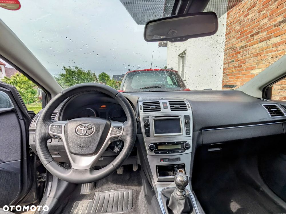 Toyota Avensis Combi 2.0 D-4D Comfort - 6