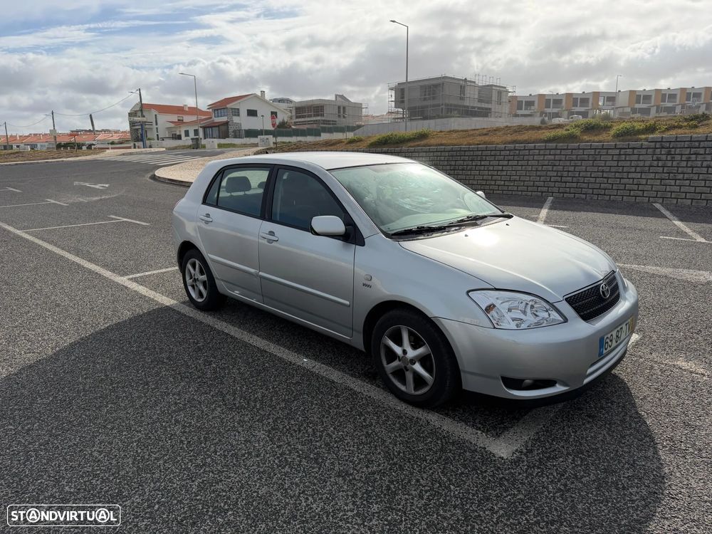 Toyota Corolla 1.4 SE - 4